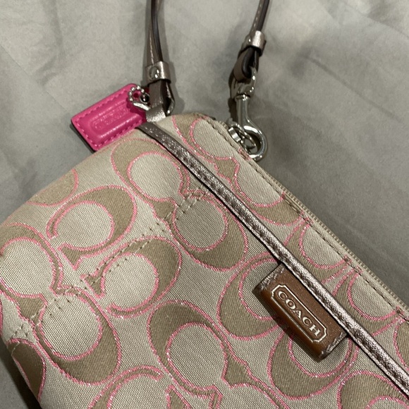 Coach Wristlet - Picture 3 of 6